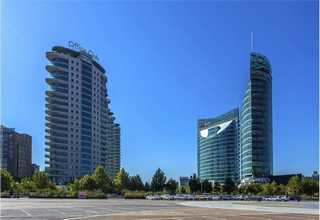 山东足球场人造草坪施工报价